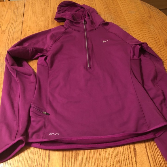Nike Tops - Nike sweatshirt-size medium.